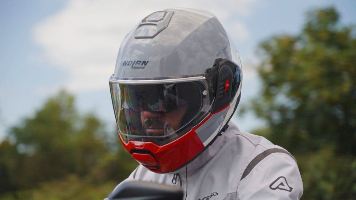 Ecco perché il Nolan N120-1 è uno dei caschi più intelligenti in circolazione